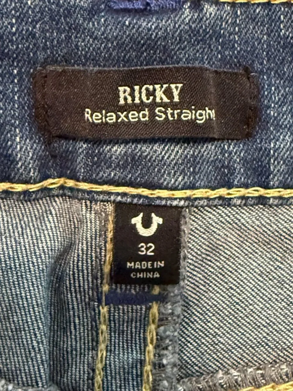 True Religion Mens Ricky Relaxed Straight Jeans Size 32 Blue Denim